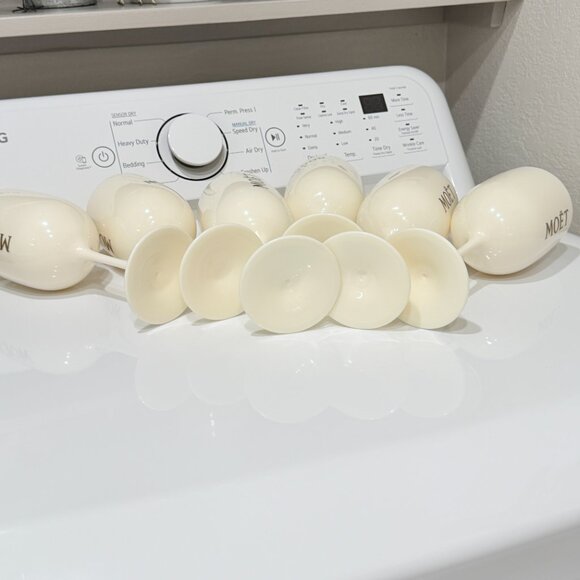 6 Vintage Moet & Chandon Ice Imperial Cream & Gold Acrylic Champagne Goblets - Picture 12 of 17